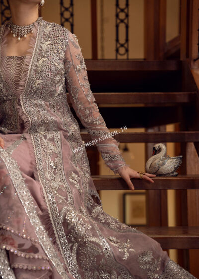 Aik Jhalak | Crimson X Saira Shakira Wedding Collection ' 22 | D7 A Cutwork Affair - Image 3