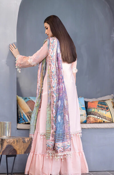 Mahiymaan Luxury Lawn 2022 | MEL-22-9 - Image 2