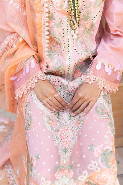 Sobia Nazir Luxury Lawn 2022 | L22-8A - Image 2