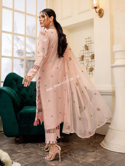 Bareeze Luxury Lawn Vol-4 2022 By Mahnur | ML-7 - Image 2