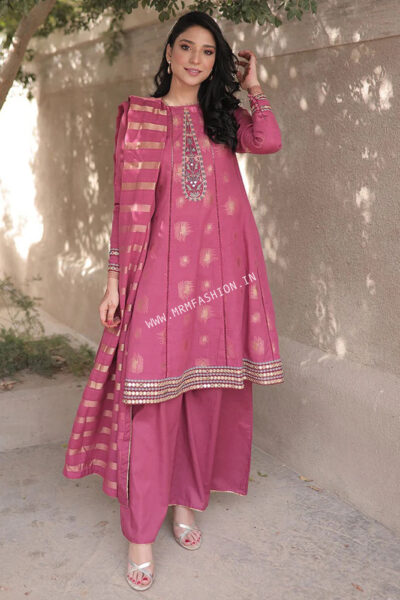 Mehrbano Premium Lawn Vol-2 2022 By Cross Stitch | D - 3 - Image 2