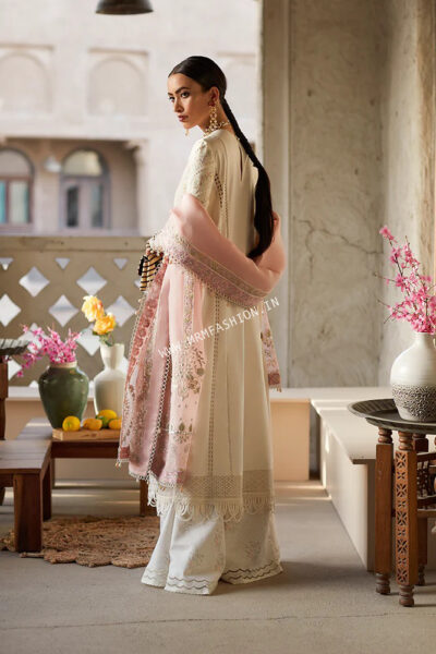 Suffuse Festive Lawn By Sana Yasir ' 22 | MIRA - Image 2