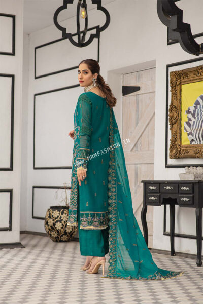 Lala Luxe Formals Collection ' 22 | D5 - Image 2