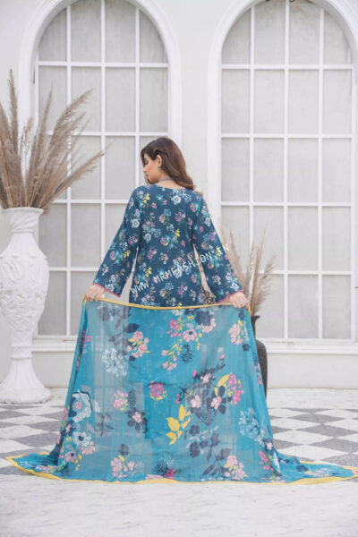 Coral Printed Lawn By Amfahh 2023 | C-06 - Image 2
