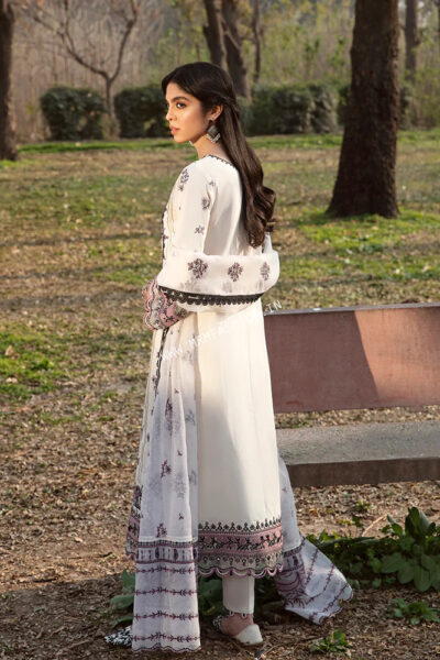 Qalamkar Qline Lawn 2023 | AK-1 - Image 2