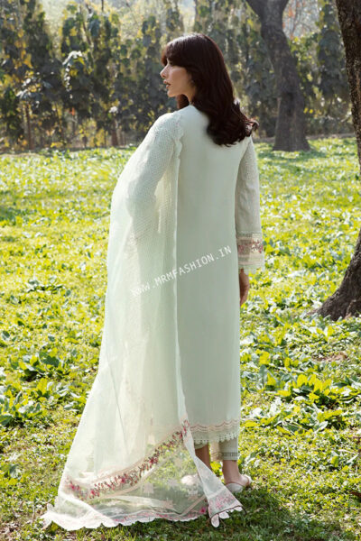 Qalamkar Qline Lawn 2023 | AK-5 - Image 2