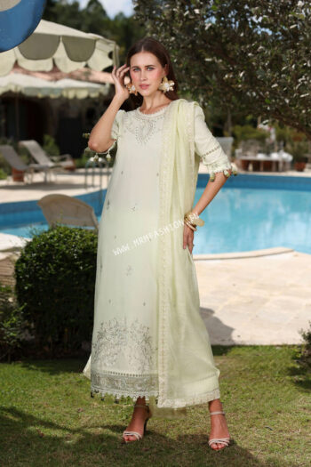 Raaya Luxury Embroidered Lawn By Rang Rasiya ' 26 | Isla