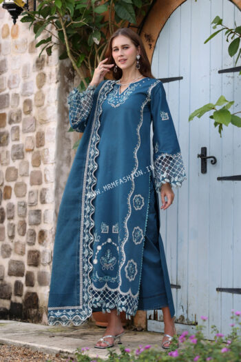 Raaya Luxury Embroidered Lawn By Rang Rasiya ' 26 | Jade