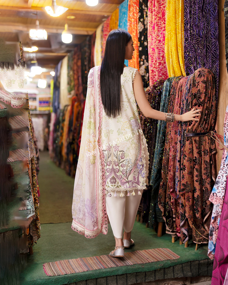 Jade Urbane Printed Lawn With Chiffon Dupatta ' 26 | 26-UDP-II-21131A - Image 2