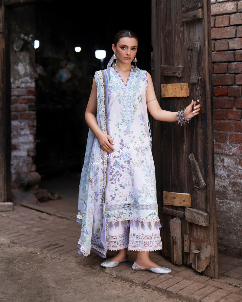 Jade Urbane Printed Lawn With Chiffon Dupatta ' 26 | 26-UDP-II-21133B